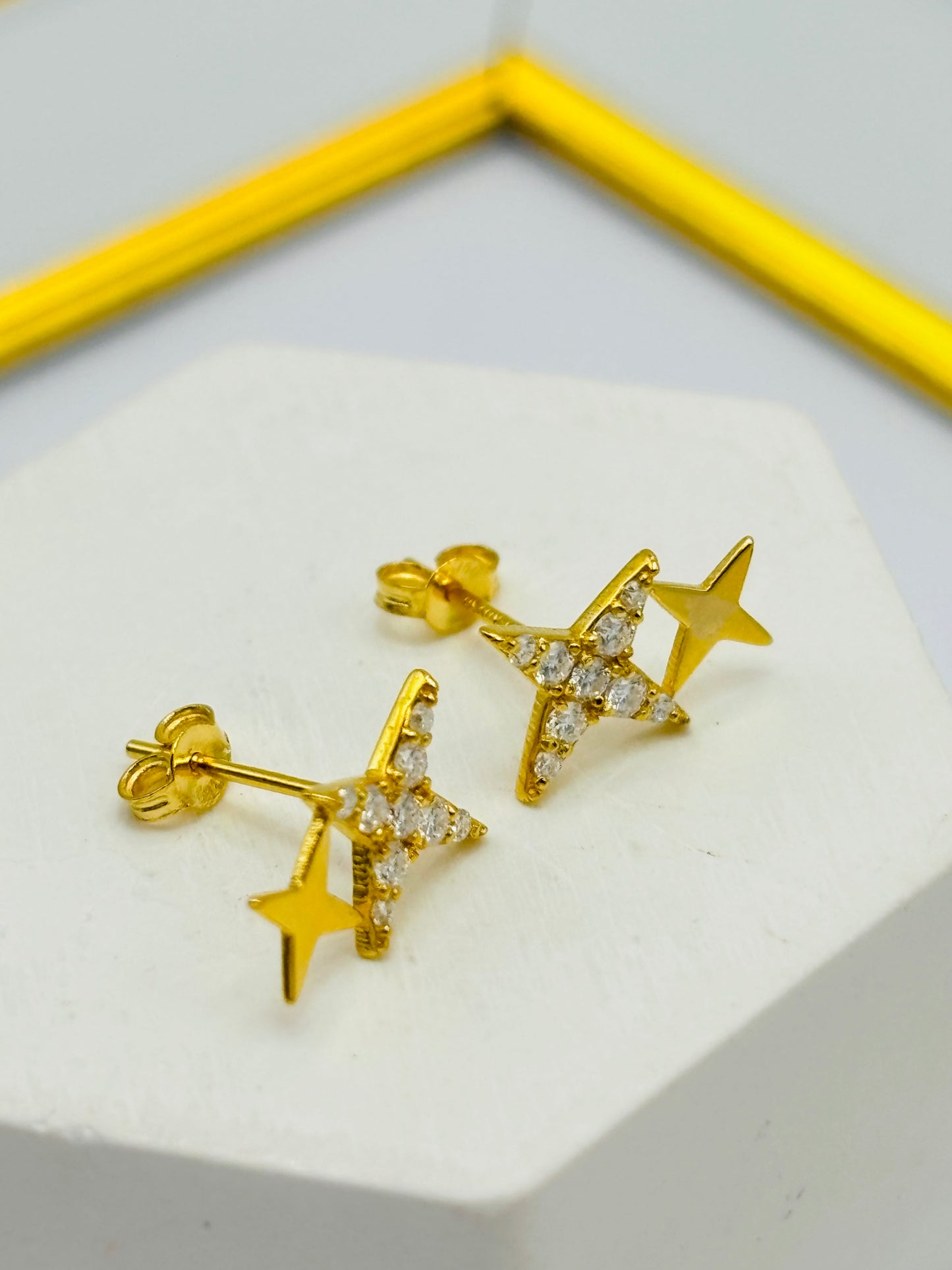 18K Gold Moissanite Diamond Star Earrings