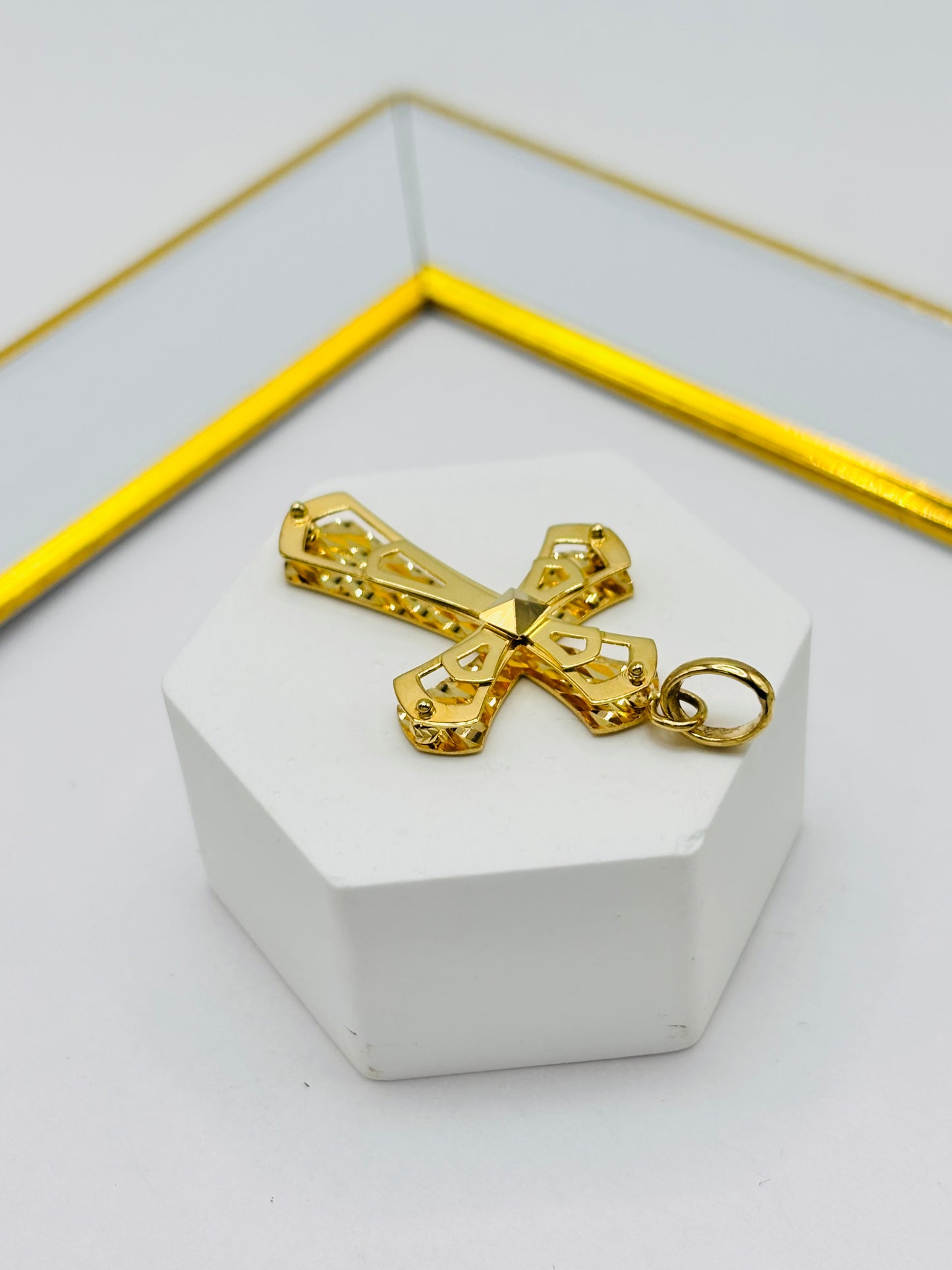 18K Gold Cross Back to Back Pendant