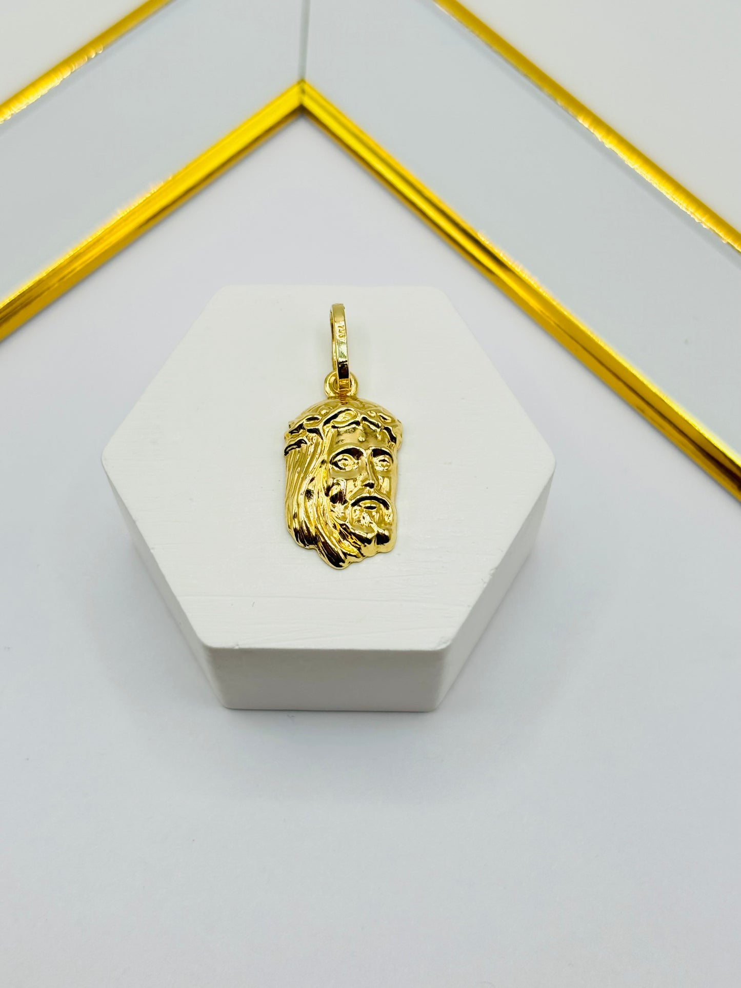 18K Gold Jesus face Pendant