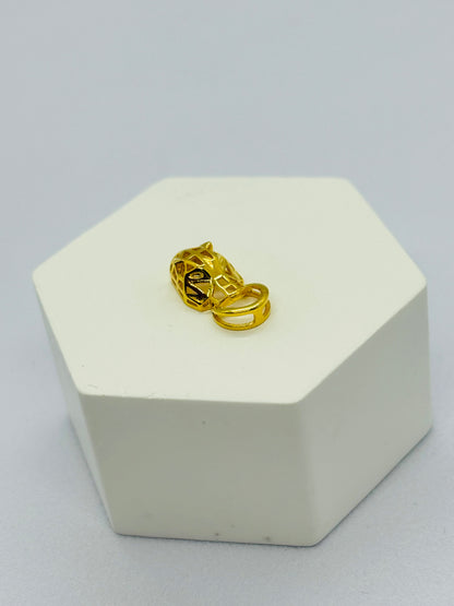 18k Gold Small Panther Pendant
