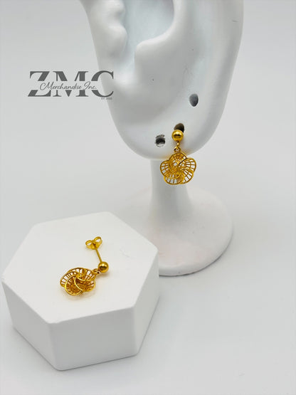 18K Gold Flower Dangling Earrings