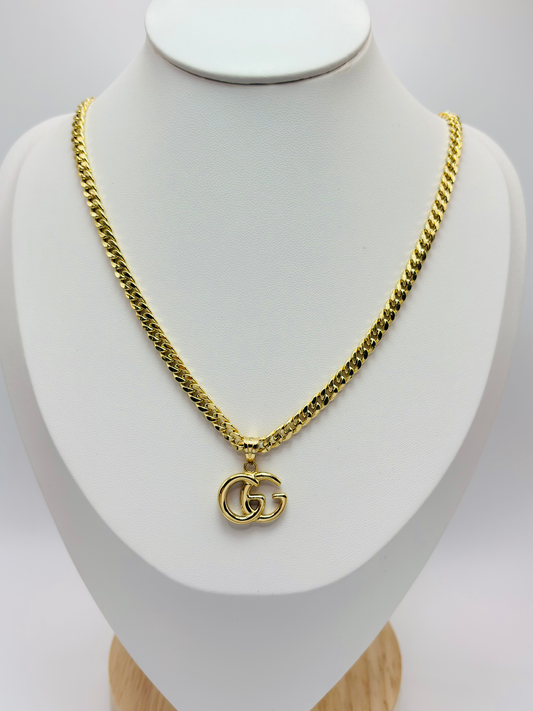 18K Gold G Necklace