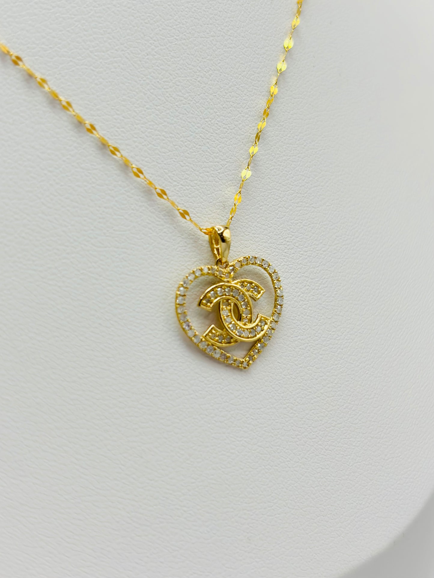 K18 Japan Gold Heart Necklace Natural Diamond with FREE 18K Gold Chain