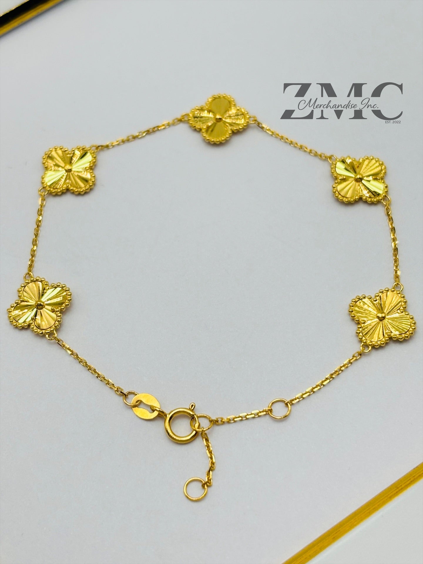 18K Gold Clover Bracelet 10mm