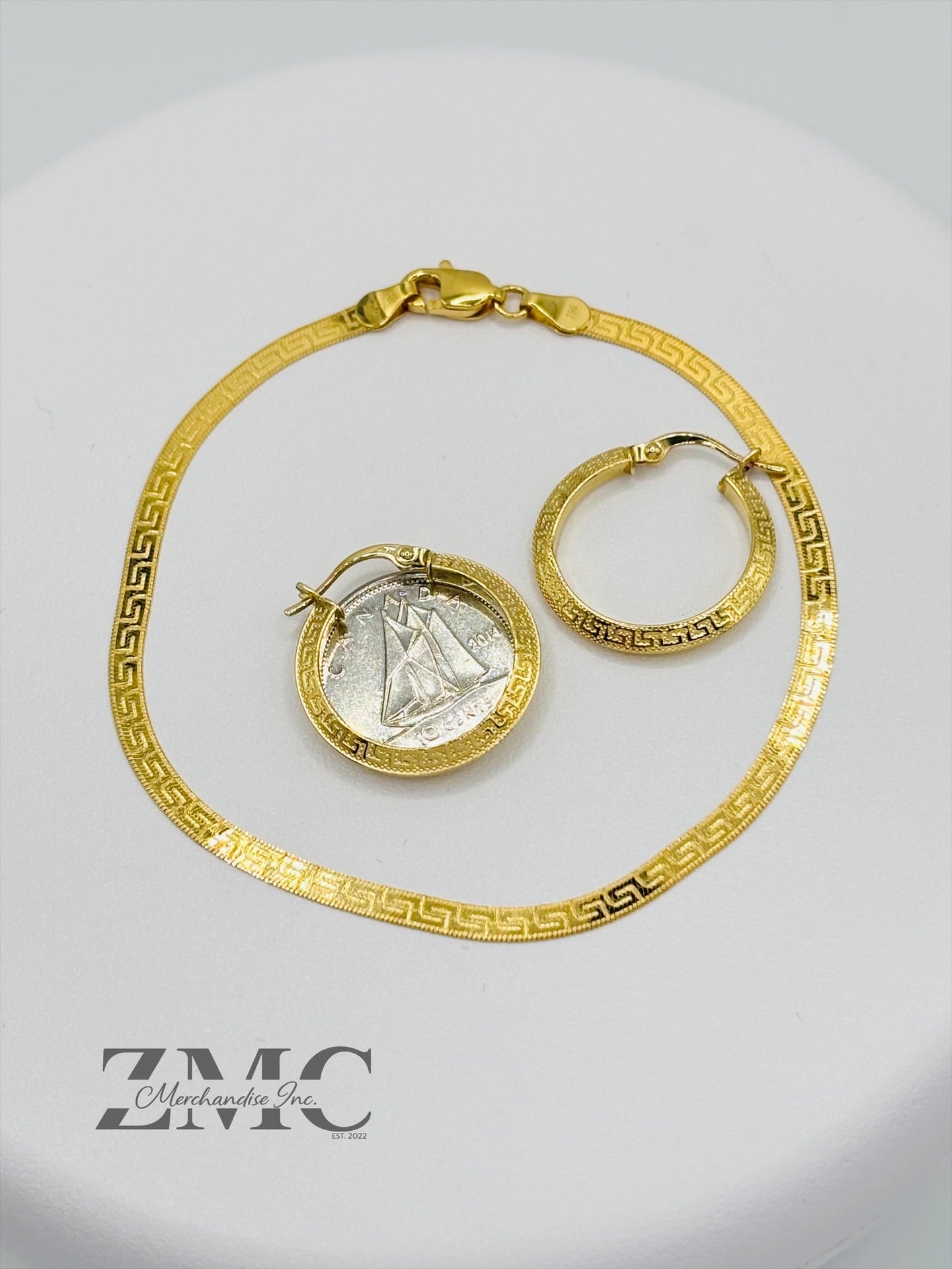 18K Gold F Bracelet and Loop Earrings Set