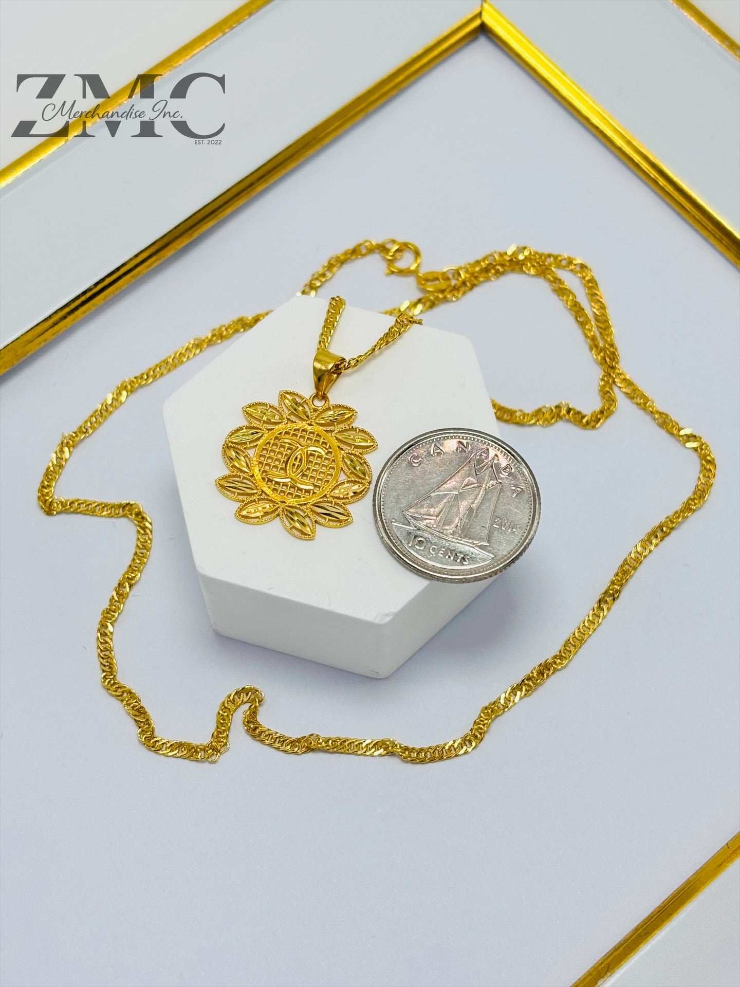 18K Gold C Necklace