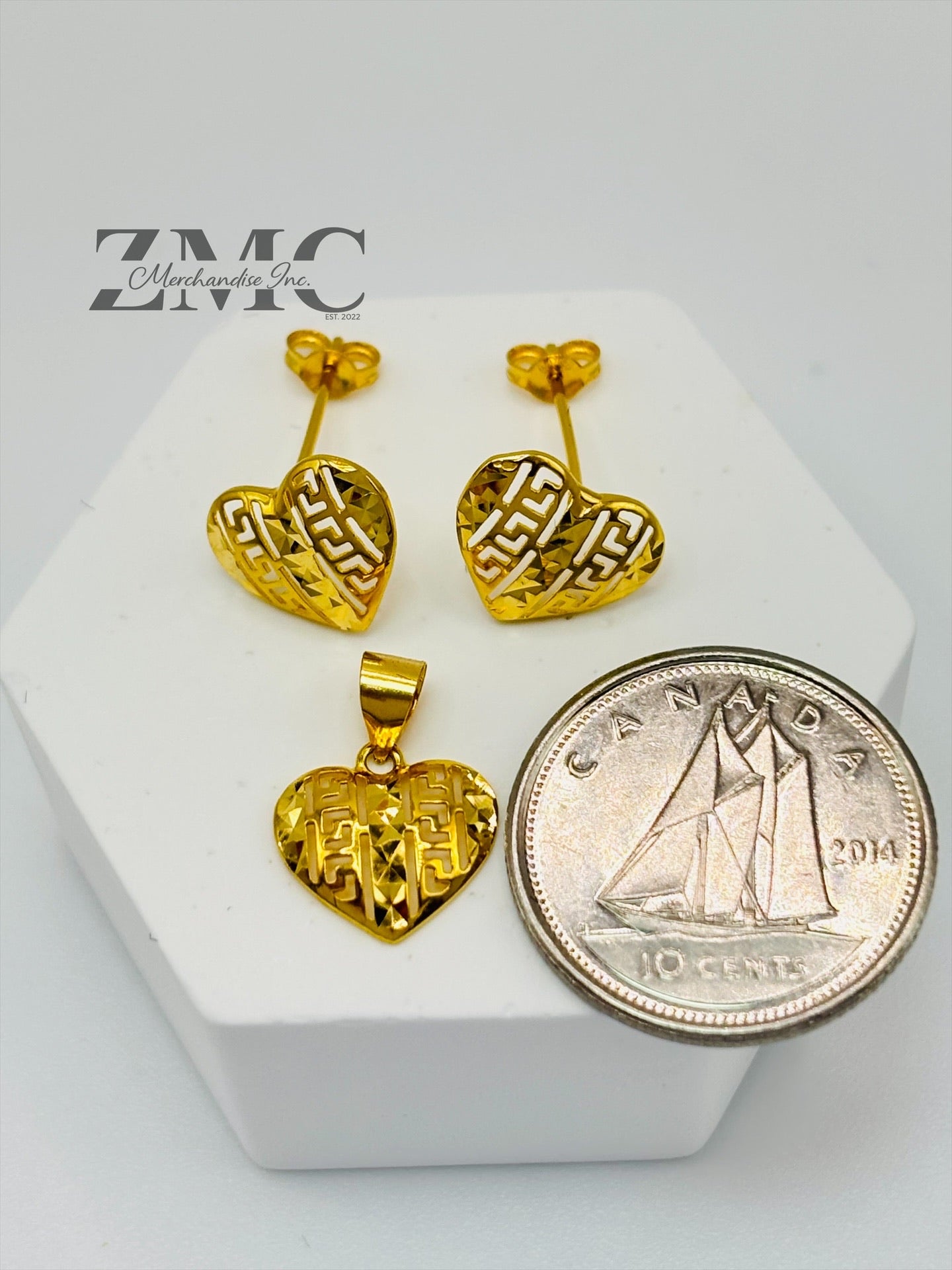 18K Gold Heart Earrings and Pendant Set
