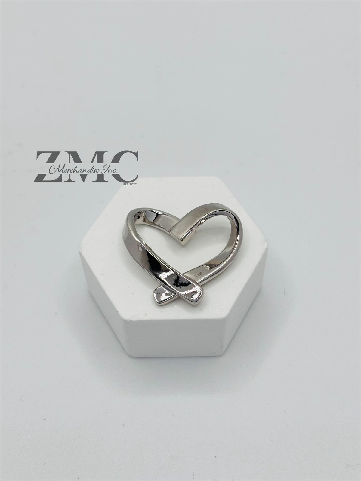 18K White Gold Open Heart Pendant (Electroform)