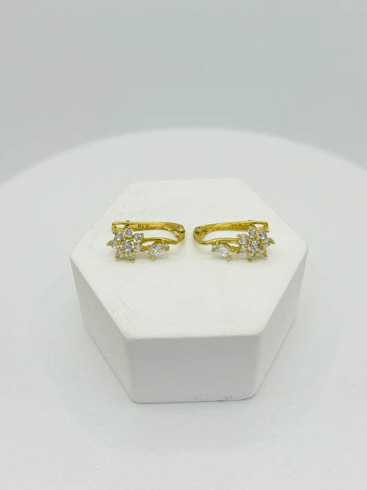 K18 Japan Gold Clip Flower Earrings