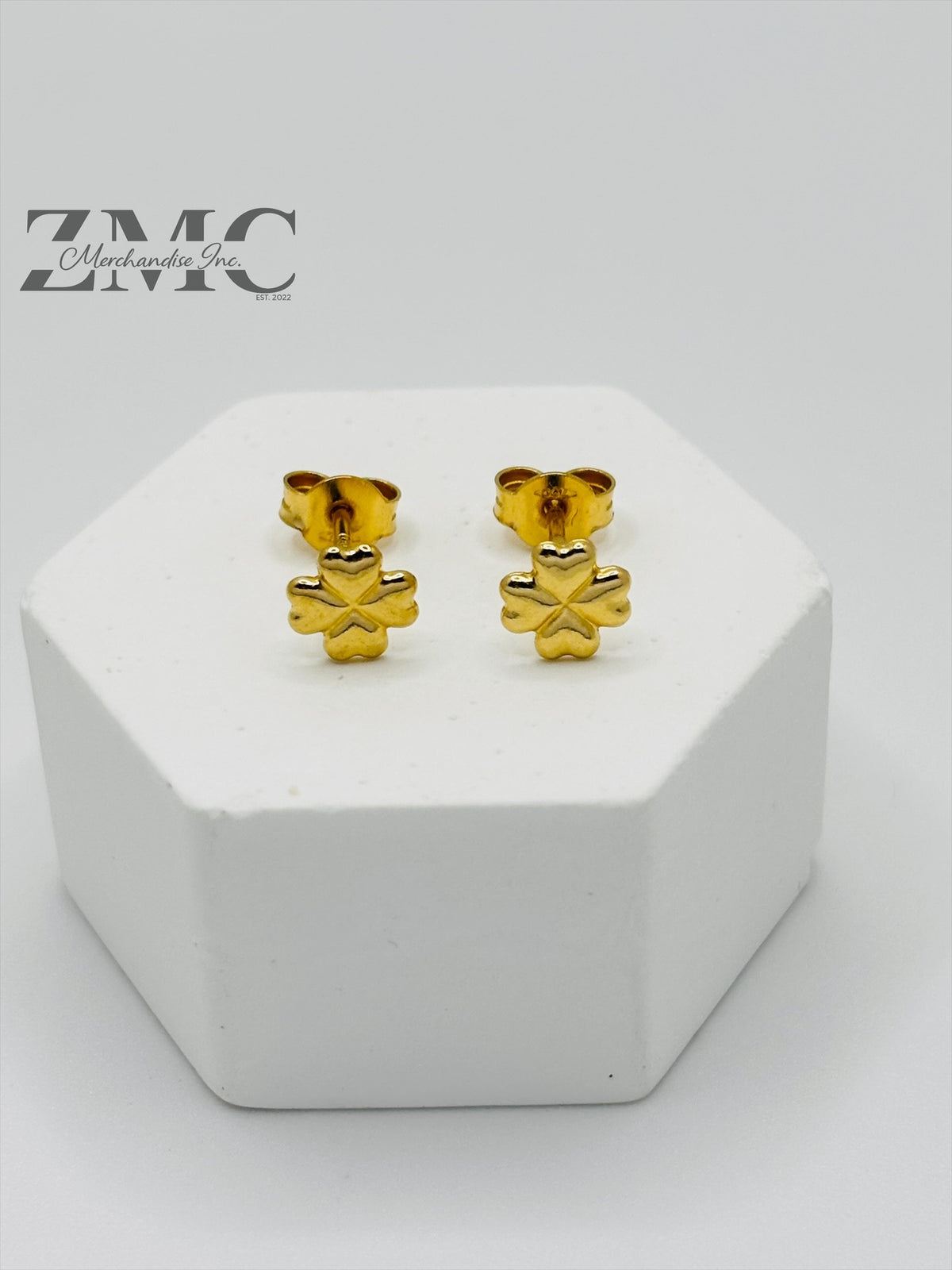 18K Gold Clover Earrings