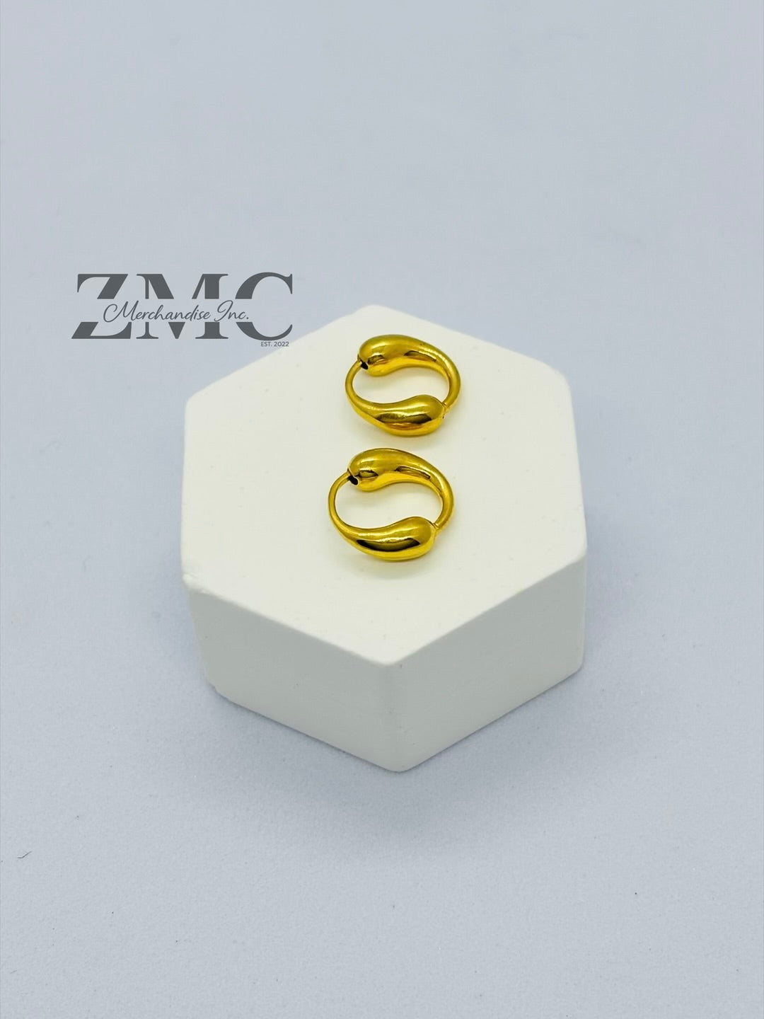 18K Gold Teardrop Loop Earrings Huggies