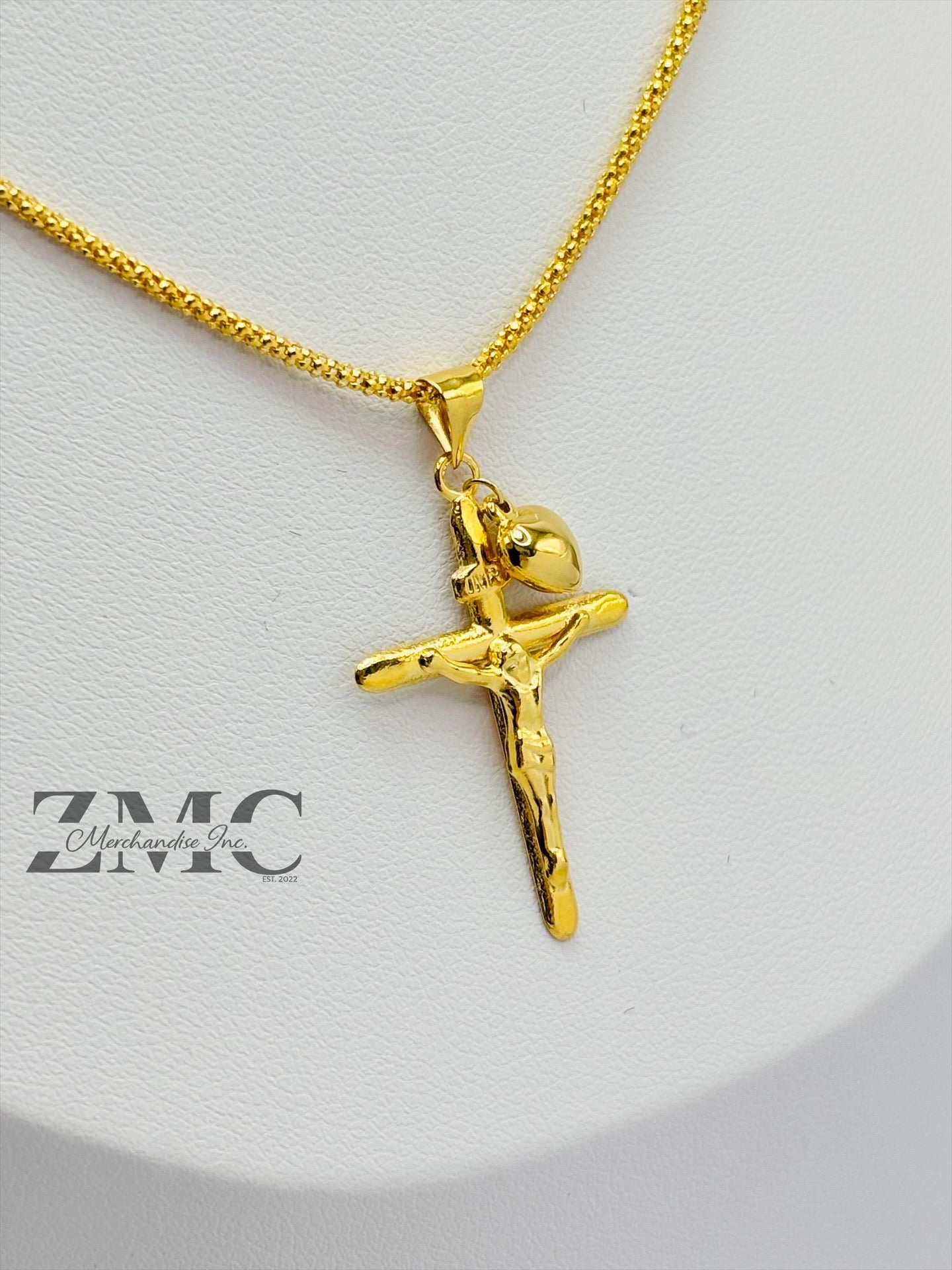 18K Gold Cross Pendant