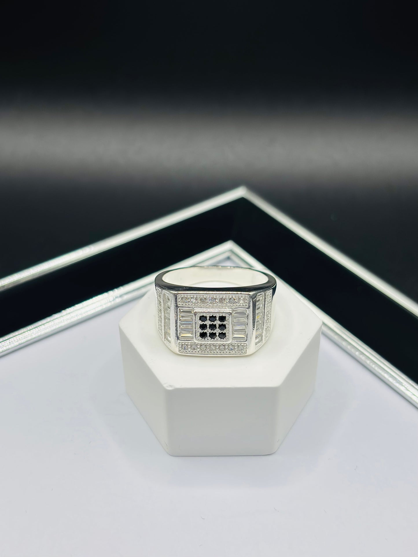 S925 Silver Stone White/Black Ring