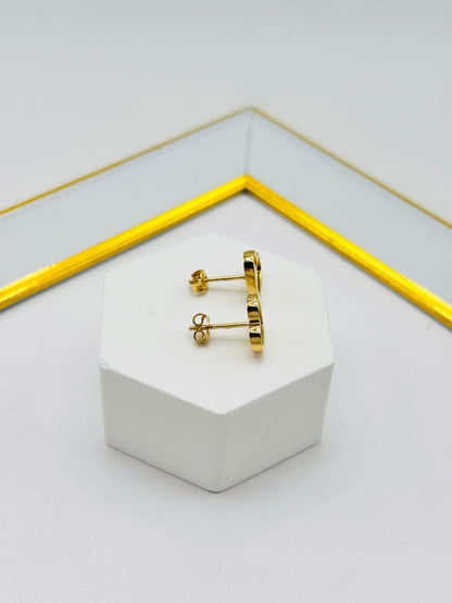 18K Gold Heart Earrings
