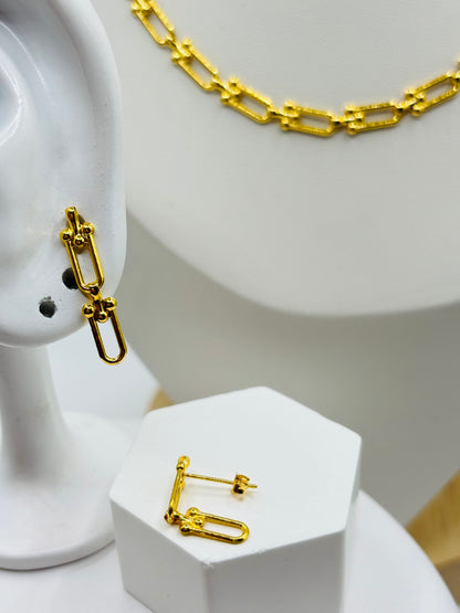 18K Gold Flat Hardware Necklace and Earrings Set