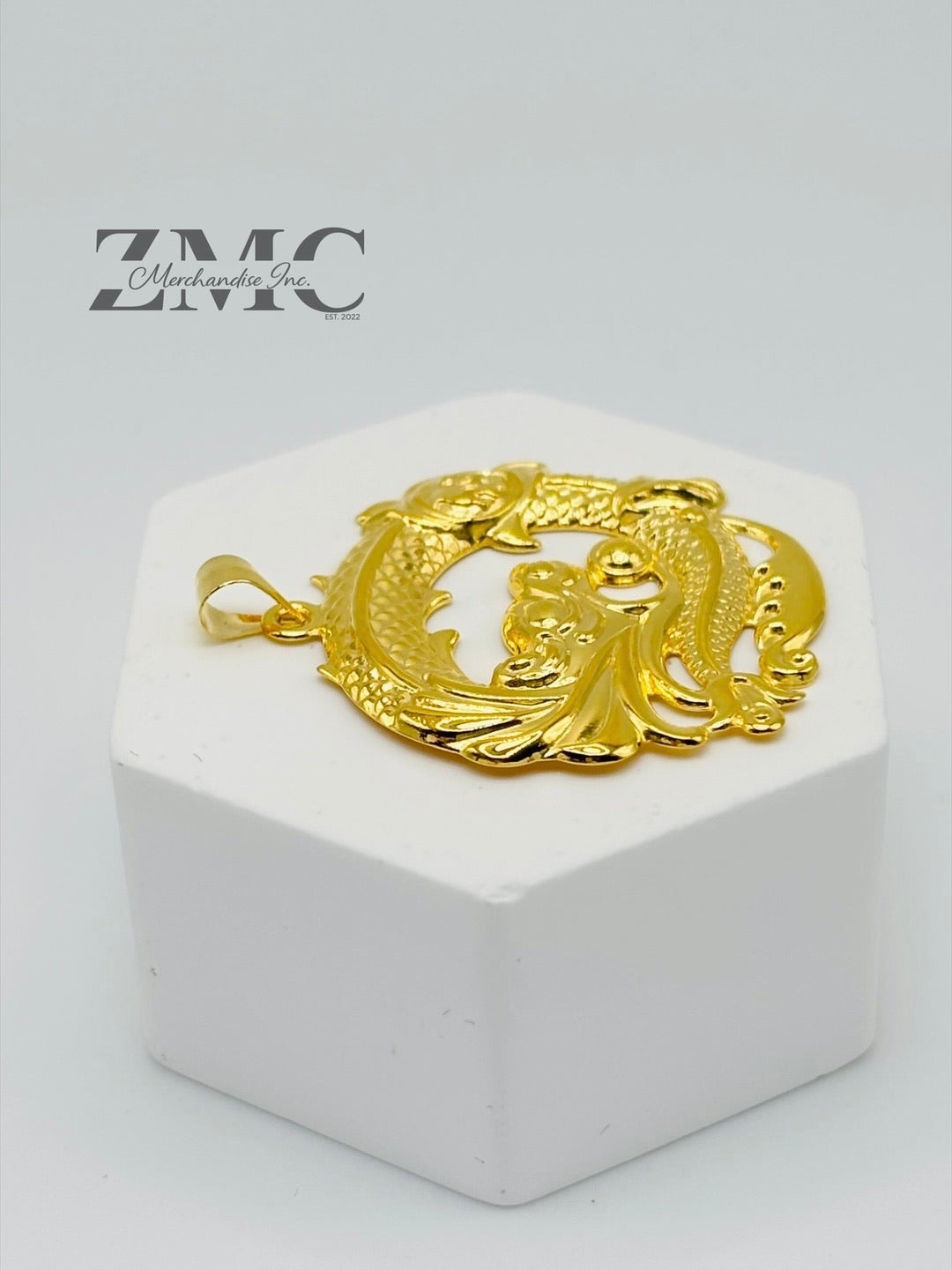 18K Gold Circle Dragon Pendant