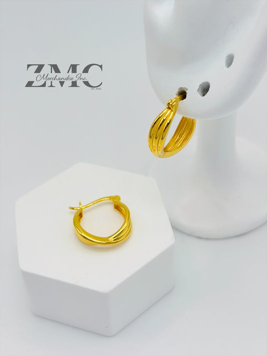 18k Gold Line Loop Earrings