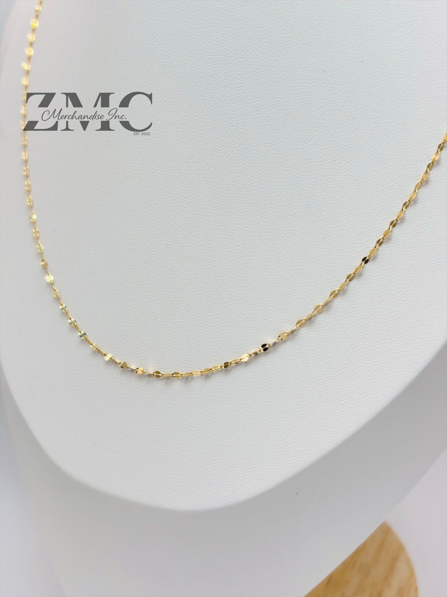 18K Gold Dancing Chain