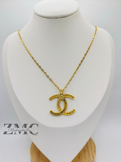 18K Gold Big C Necklace