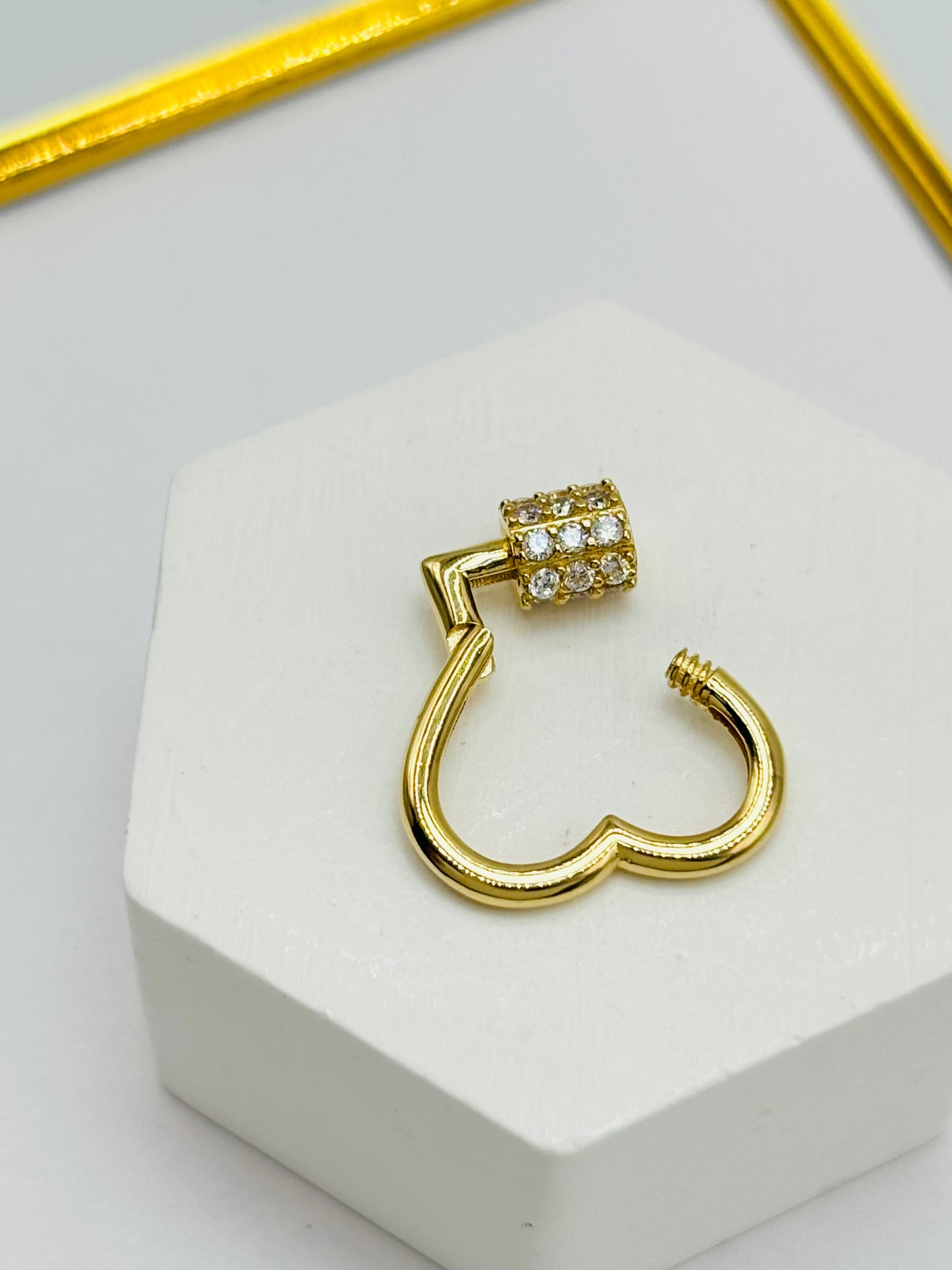 K18 Japan Heart Carabiner Pendant