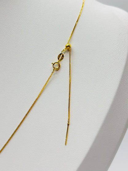 18K Gold Attached Necklace with a Pink Clover Stone