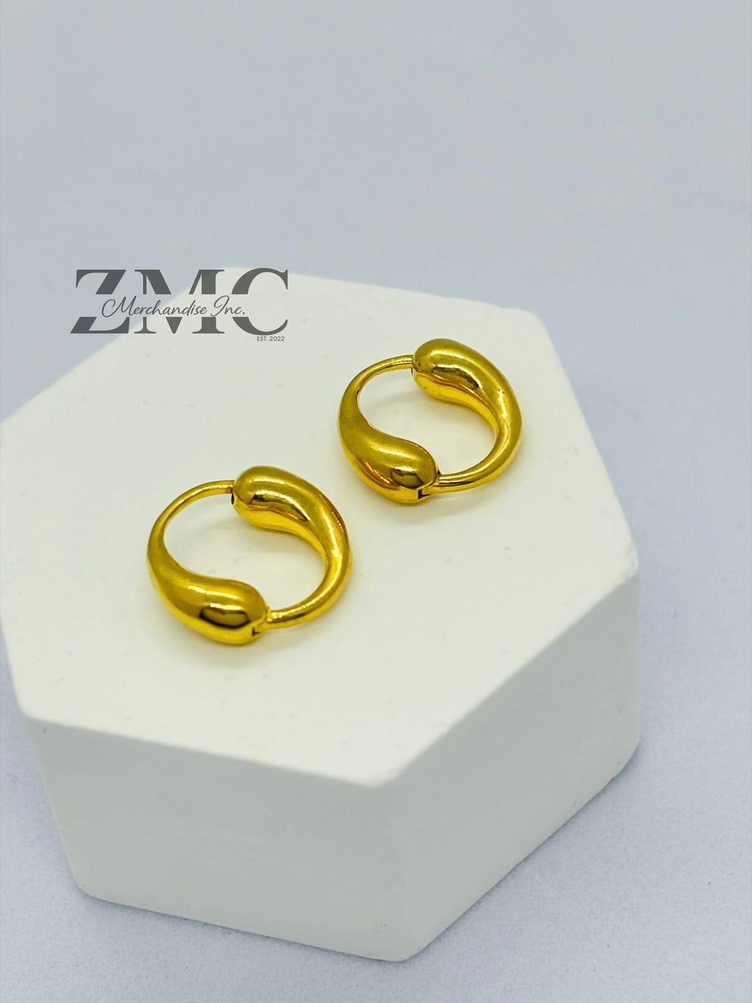 18K Gold Teardrop Loop Earrings Huggies