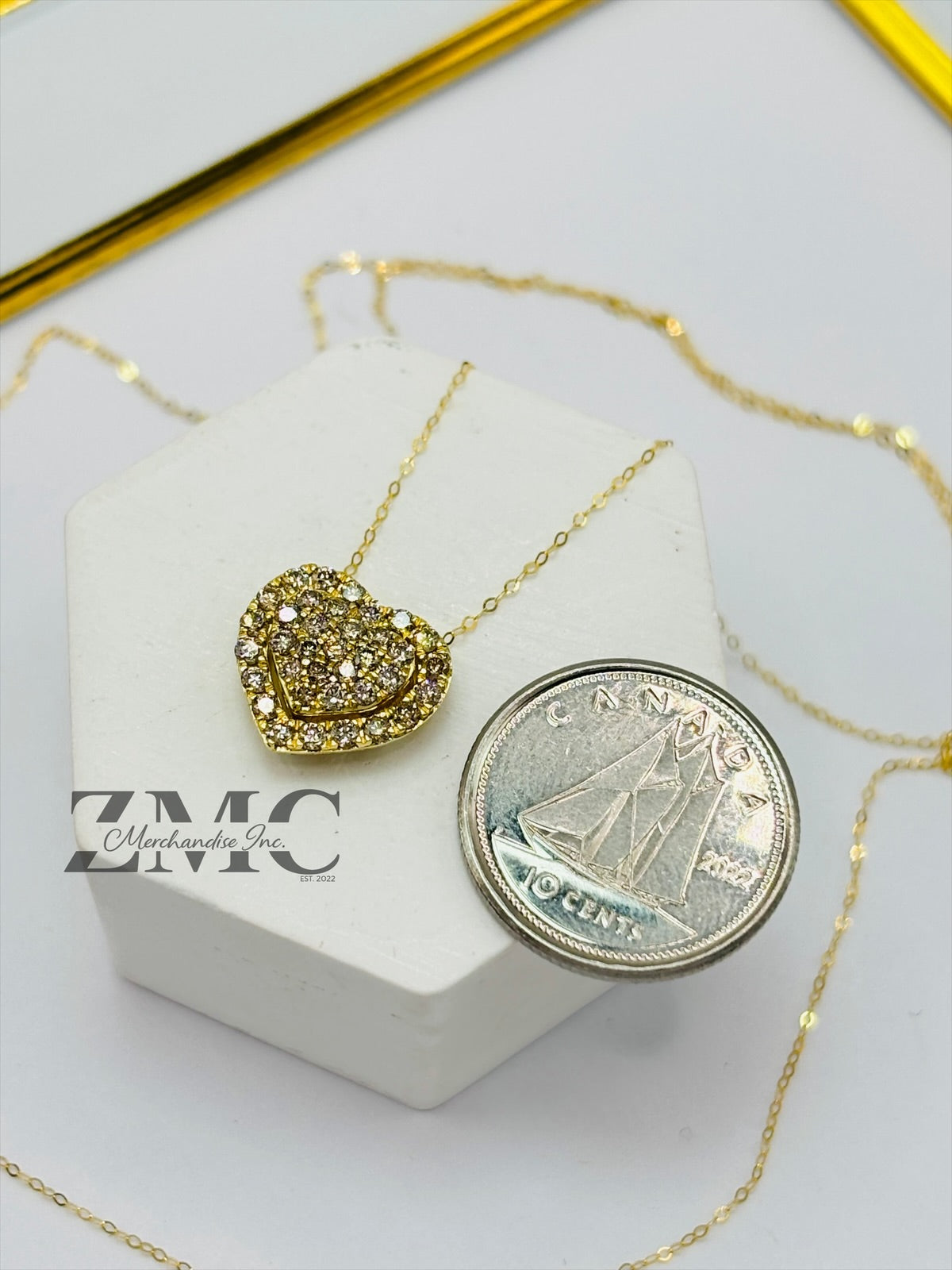 K18 Japan Gold Many Ways Pendant Natural Diamonds with FREE 18K Gold Chain