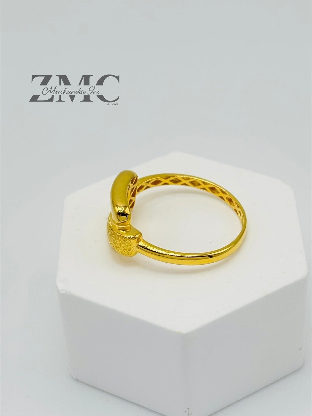 18K Gold Belt Ring