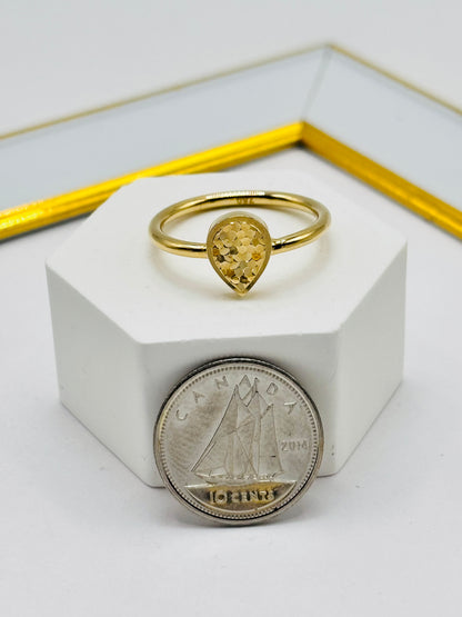 18K Gold Pear Ring