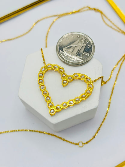 18K Gold Big Heart Moissanite Diamond Attached Necklace