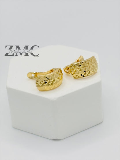 18K Gold Diamond Cut Clip Type Earrings