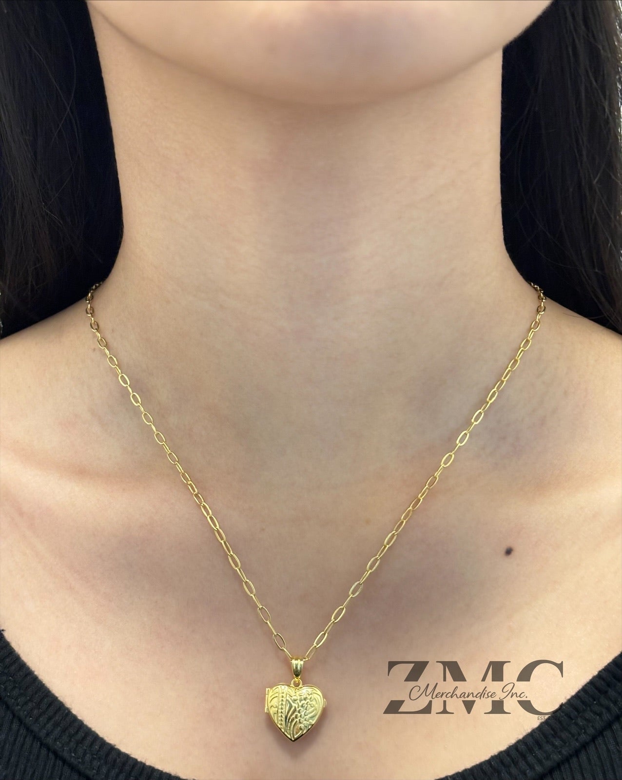 18K Gold Heart Locket Necklace