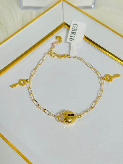 18K Gold Heart and Key Bracelet