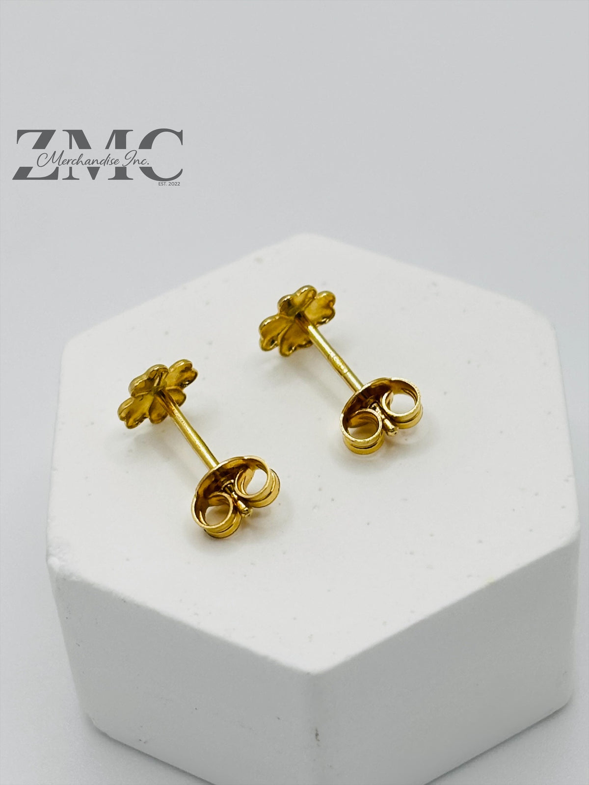 18K Gold Clover Earrings