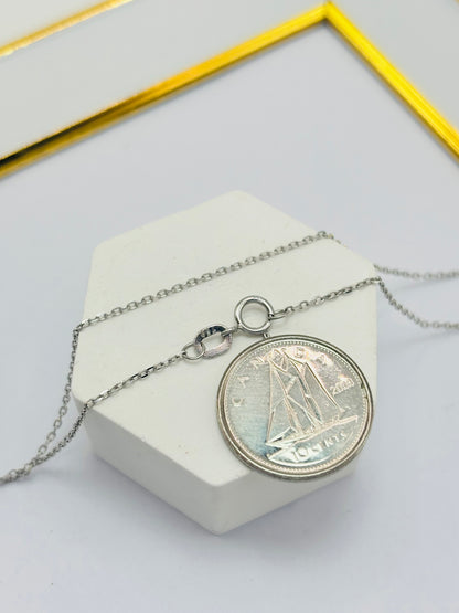 K18 White Gold Butterfly 0.50ct Natural Blue/White Diamonds Necklace