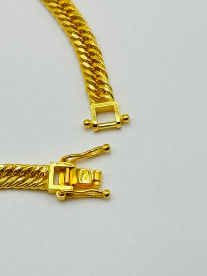 18K Gold Triple Lock Bracelet 3.5mm width