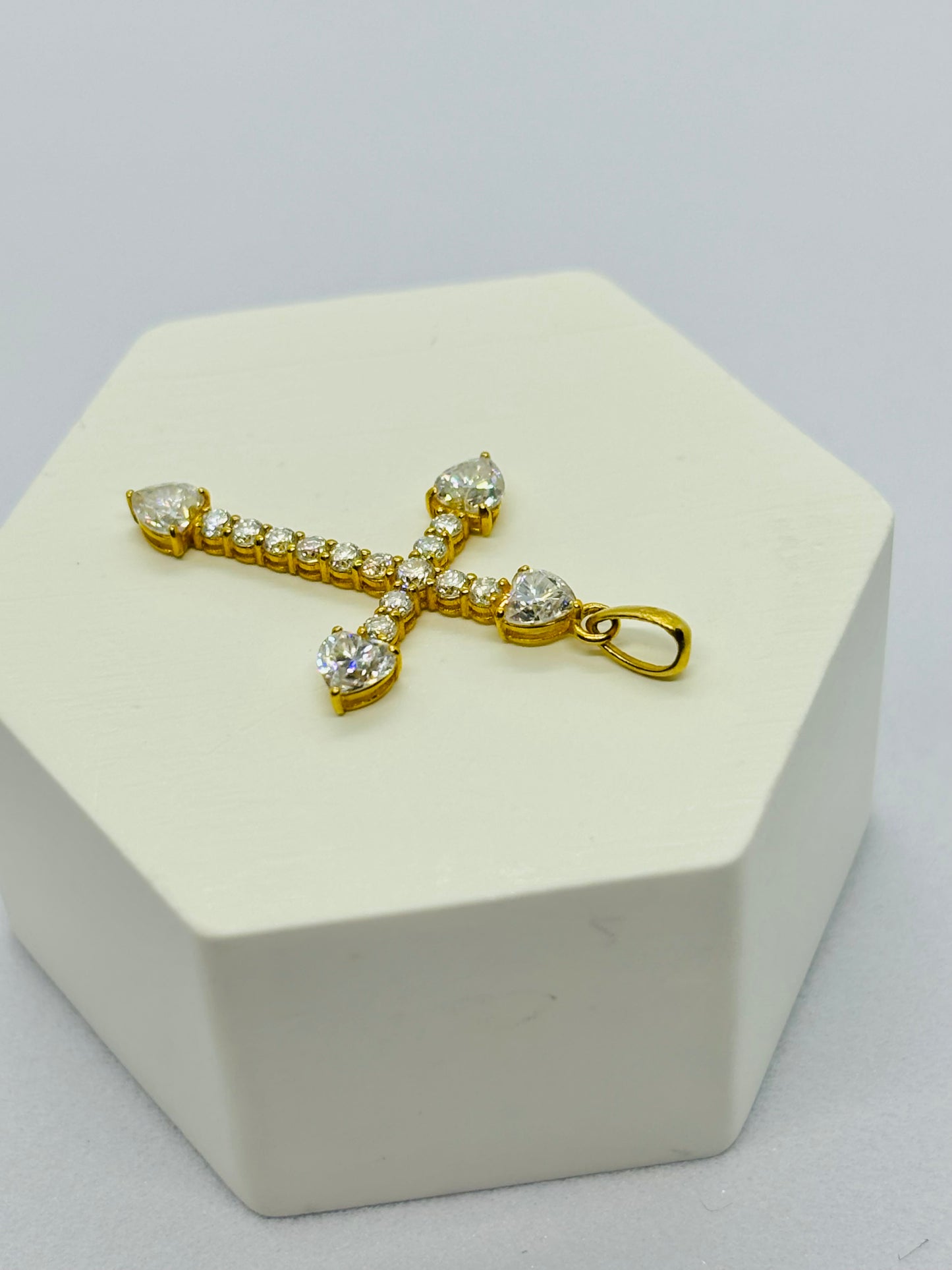 18K Gold Moissanite Diamond Cross Pendant