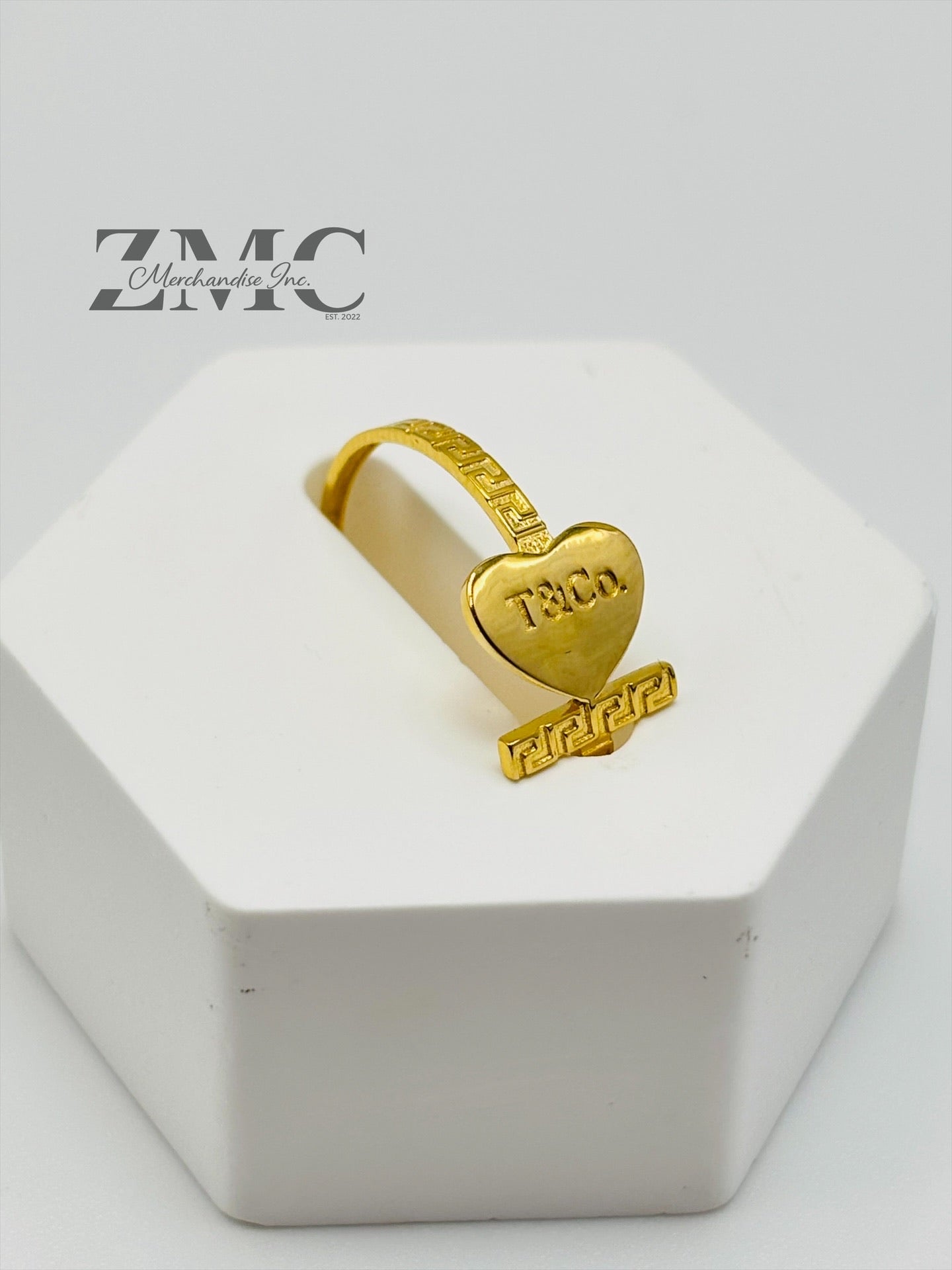 18K Gold Heart Ring
