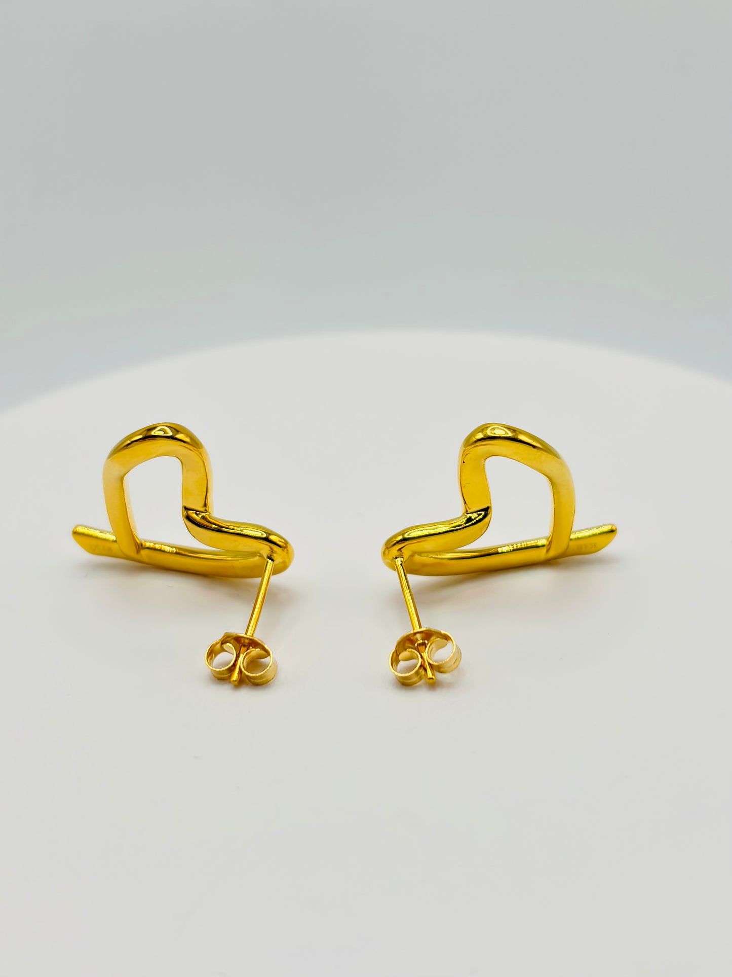 K18 Japan Gold Open Heart Earrings (Electroform)