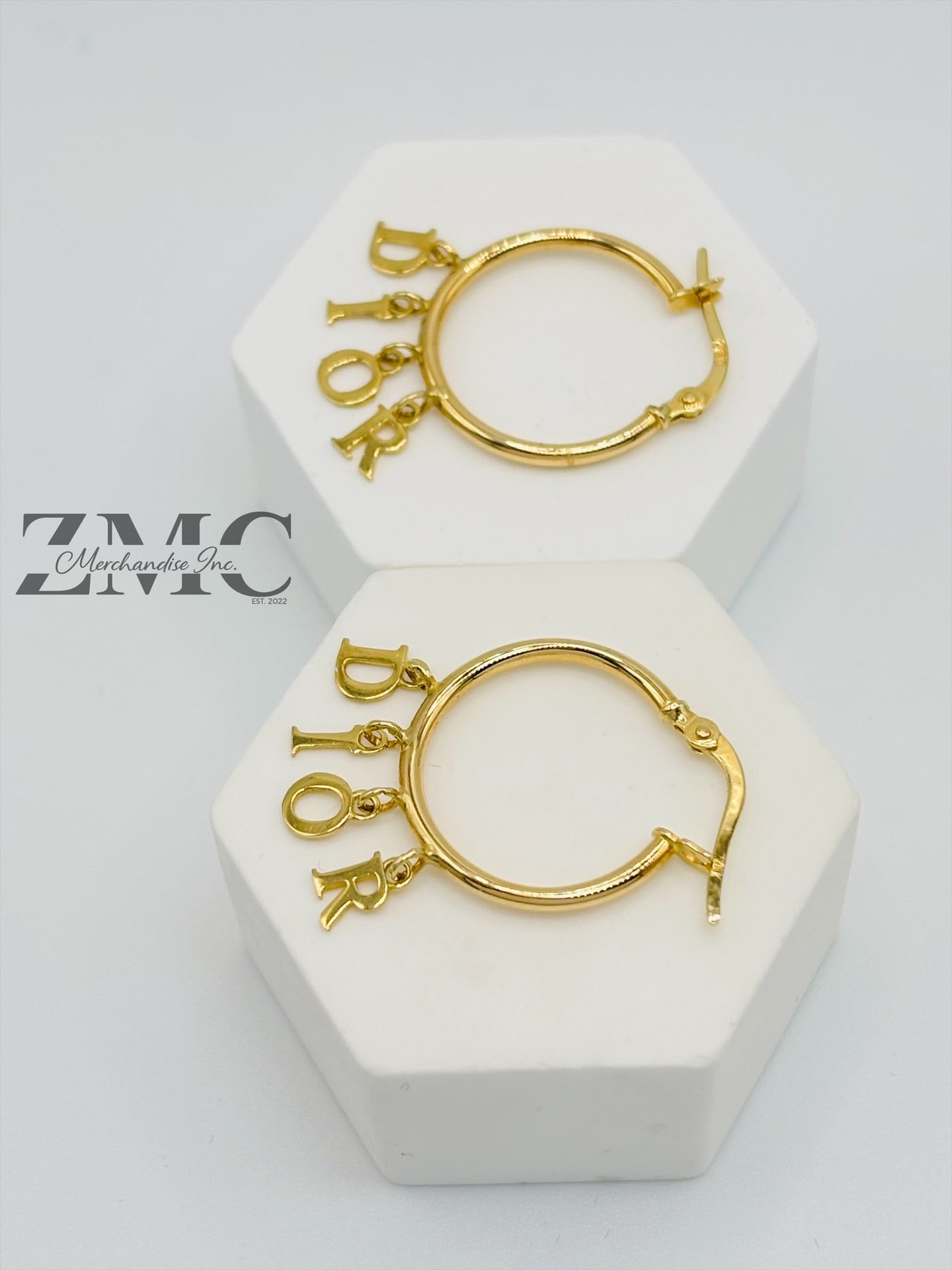 18K Gold D Loop Earrings