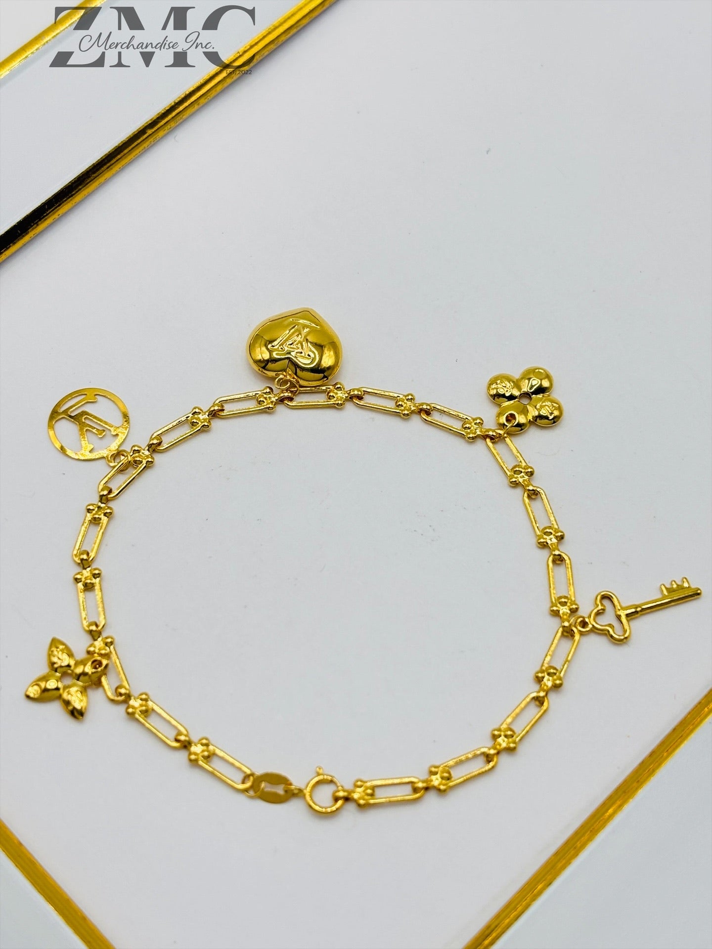18K Gold Flat Hardware Heart, Flower Charm Bracelet