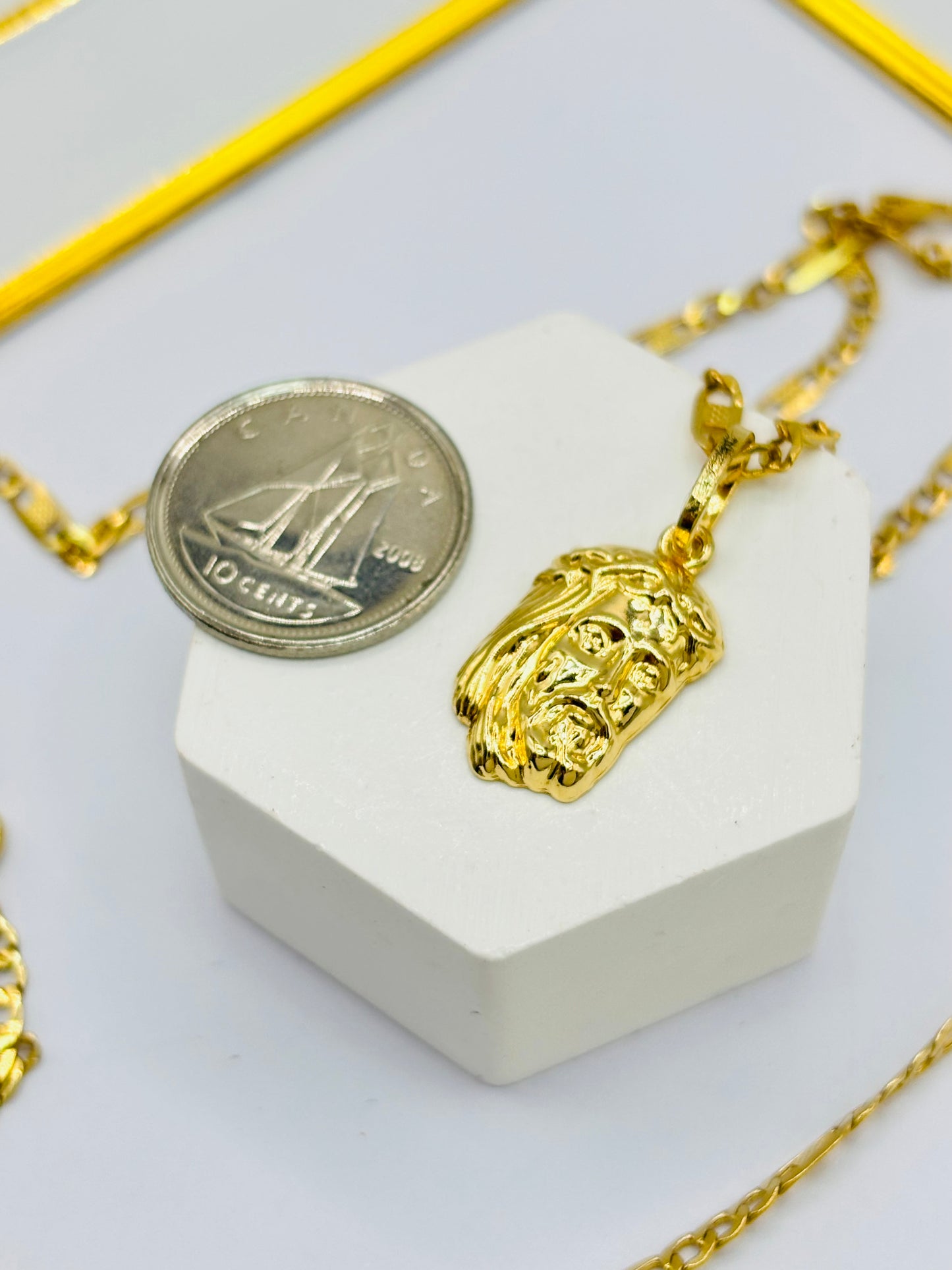 18K Gold Anchor Chain with Jesus Face Pendant Set