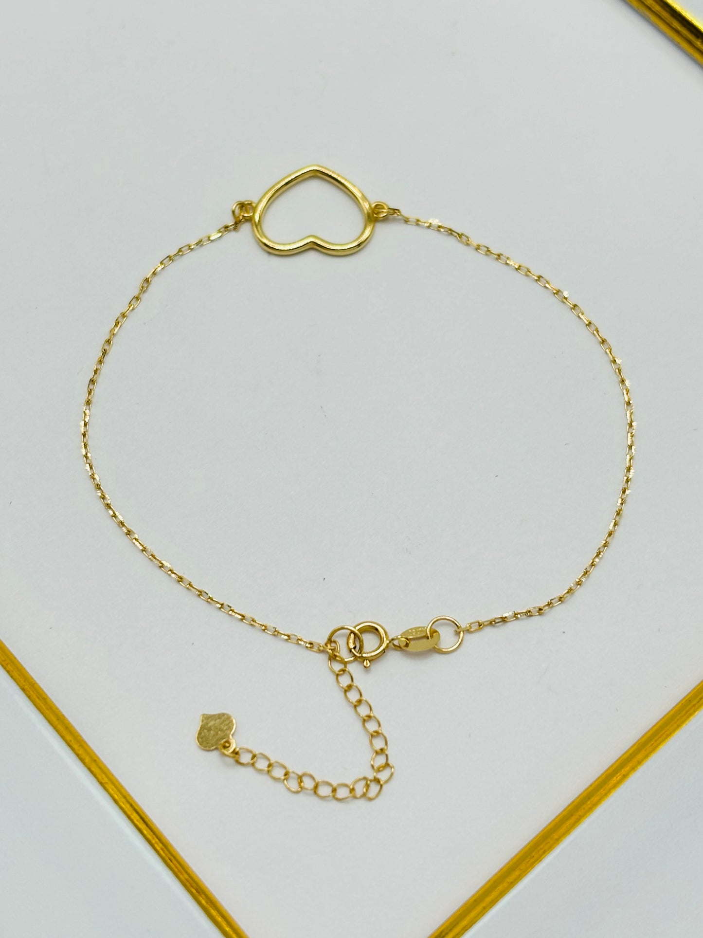 18K Gold Open Heart Attached Bracelet