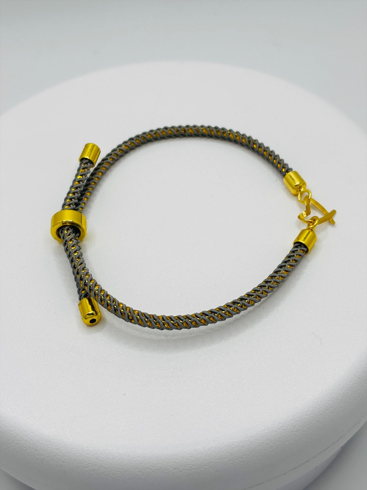 18K Gold Open Heart Small Gold/Gray String Bracelet