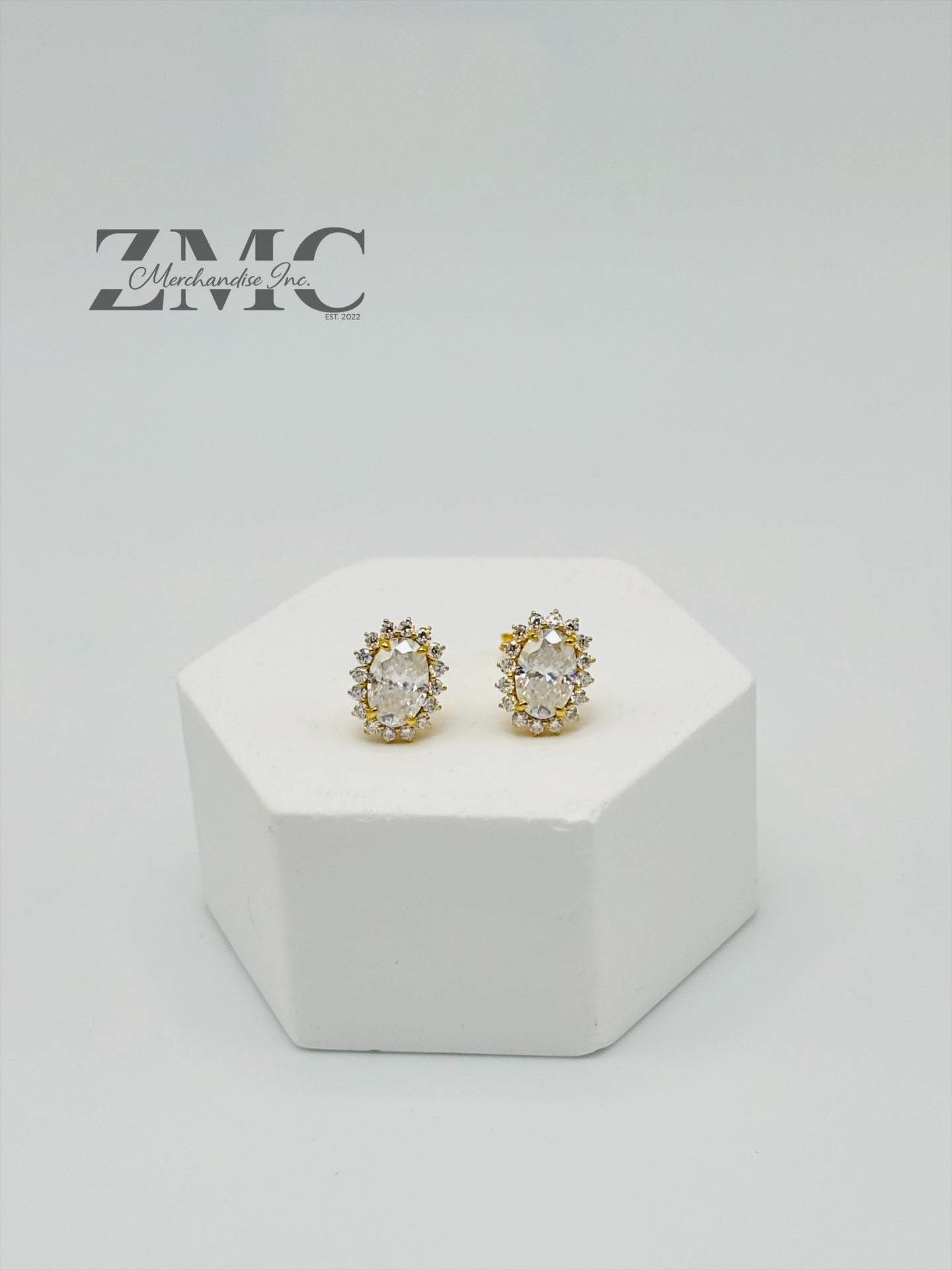 18K Gold Oval Moissanite Diamond Earrings