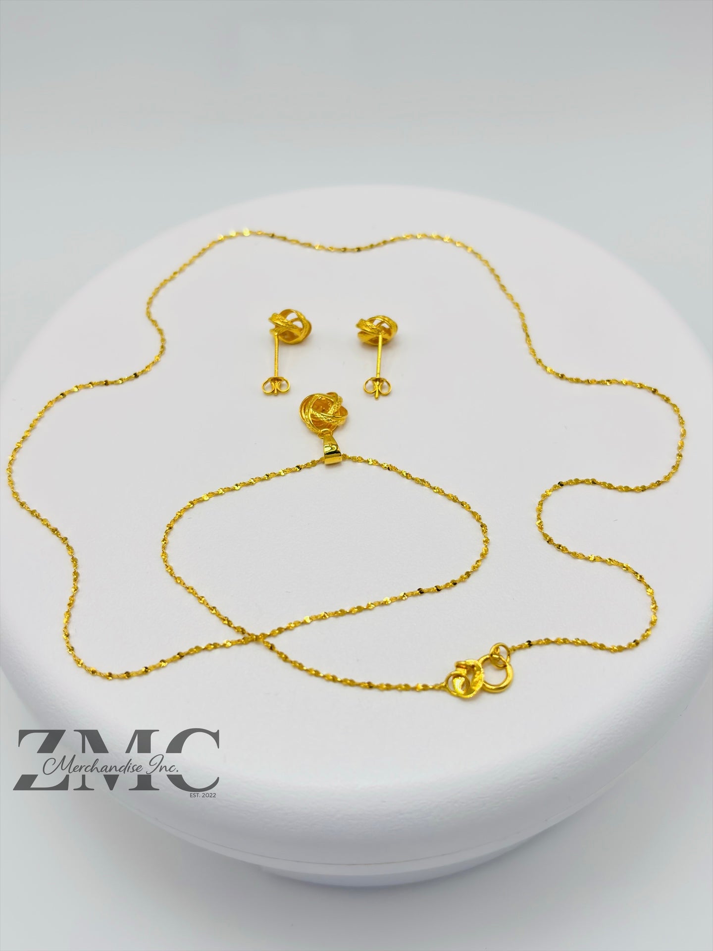 18K Gold Knot Earrings and Necklace Set