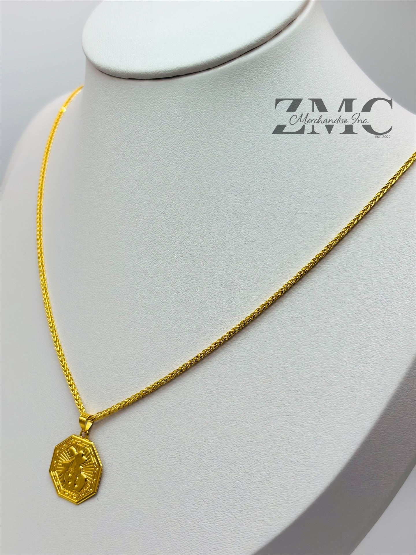 18K Gold Lucky Necklace