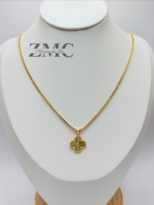 18K Gold Clover Necklace