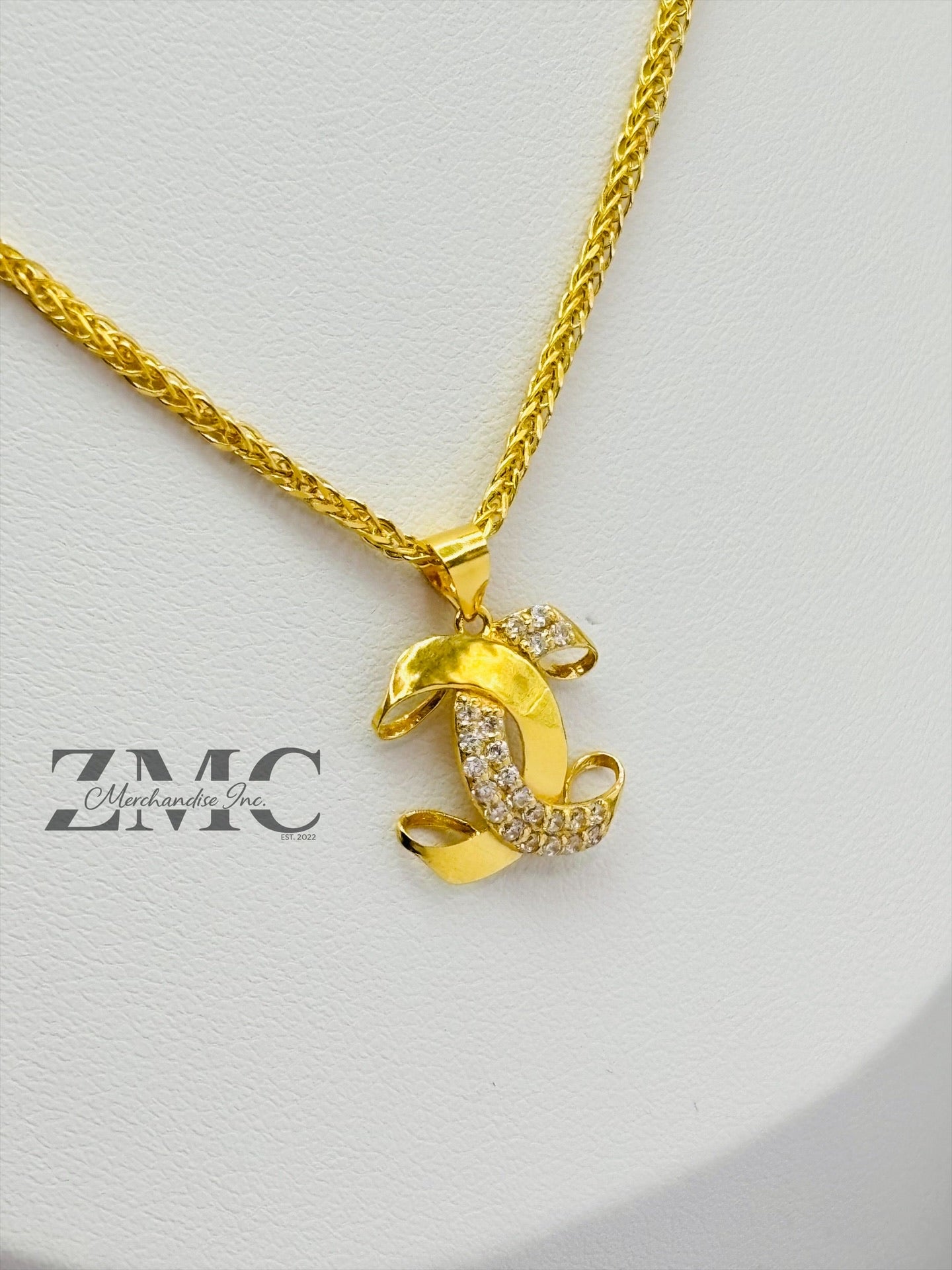 18K Gold C Necklace