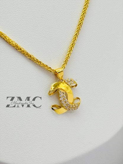18K Gold C Necklace
